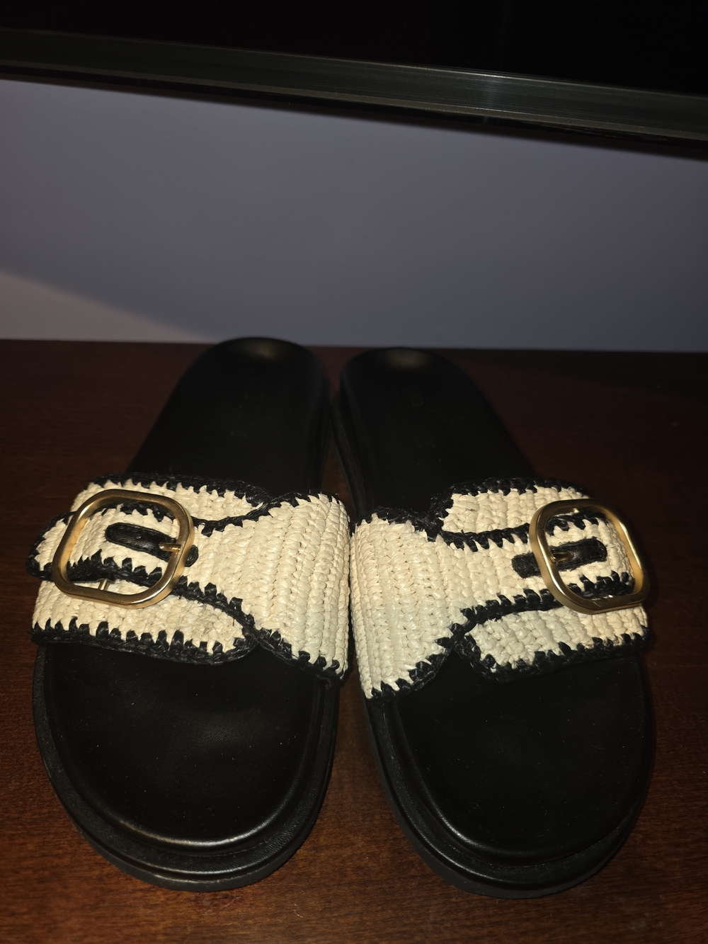 Steve Madden Black Footbed Cream Woven Buckle Slide Sandals